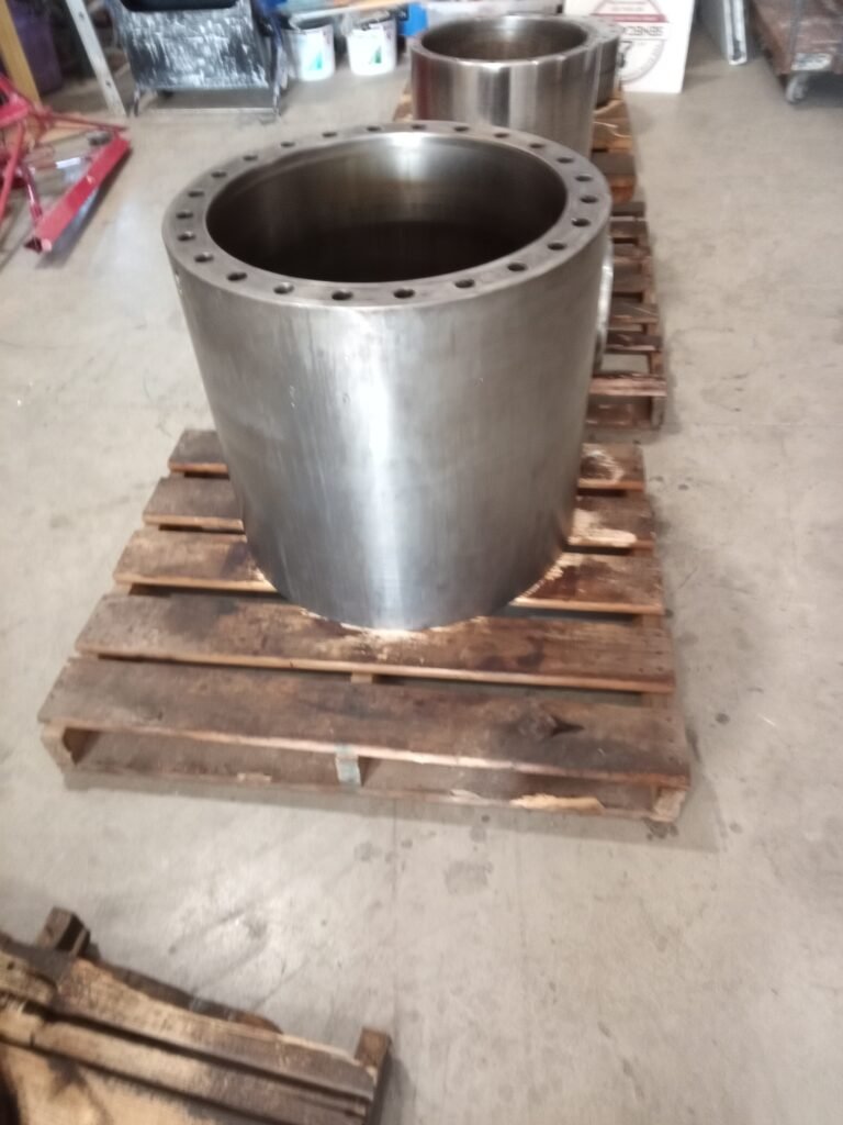 Final clean industrial equipment after cleanining a rusty equipemtn using Dry Ice Blasting service by Five star Maintenance.